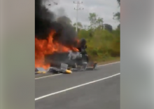 Pick Up Terbakar, Robert Rugi Rp 85 Juta